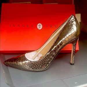 Chrome metallic heels size 8M Ivanka trump